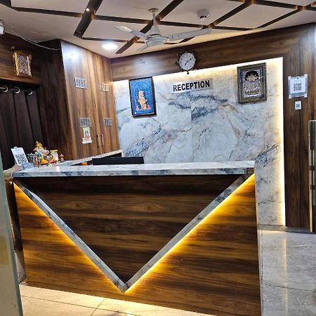 Hotel Ozone,Amhedabad Dış mekan fotoğraf